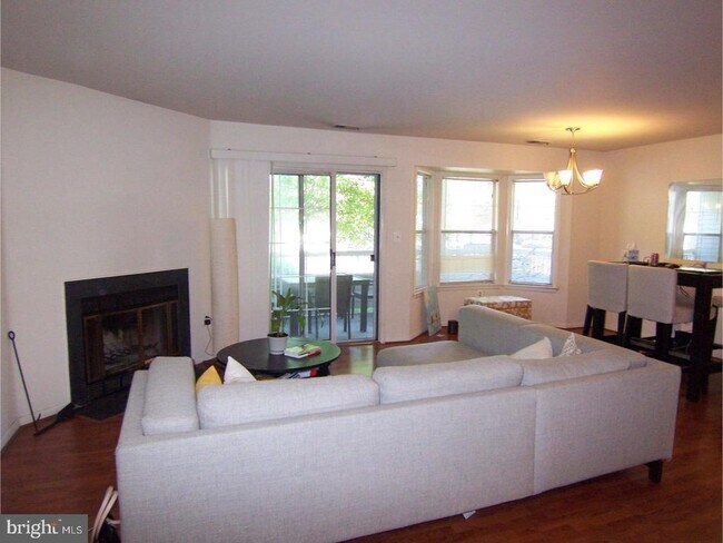 Photo - 102 Sequoia Ct Unit 3