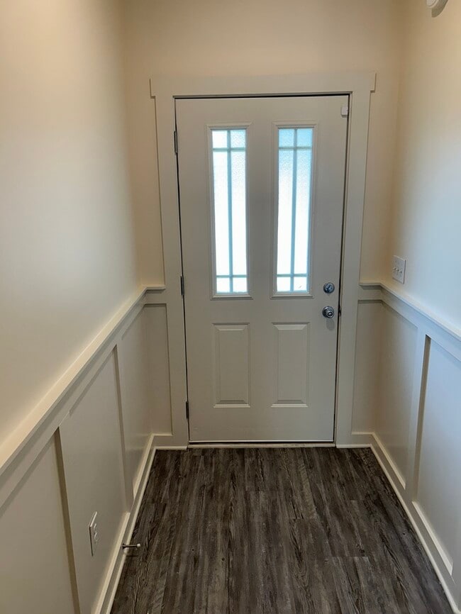 Beautiful 4-Bedroom Home in McCalla’s Cheshire Cove!