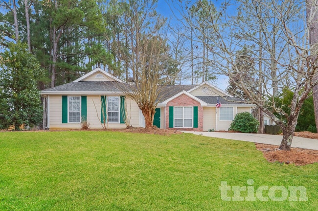 Building Photo - 511 Horseshoe Cir