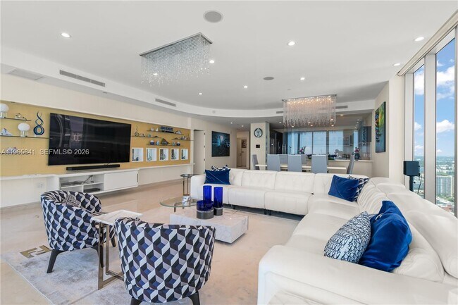 Photo - 17001 Collins Ave Unidad 4608