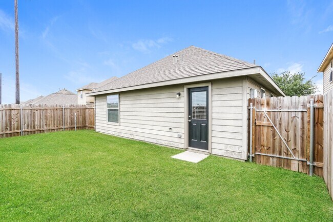 Photo - 5511 Long Arbor Ln