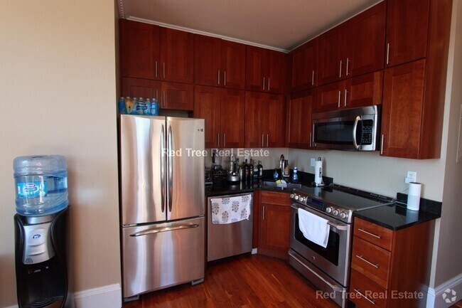 Building Photo - 483 Beacon St Unit 1 Rental