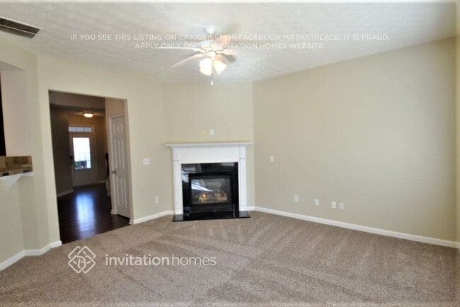 Photo - 915 Tamarisk Pl