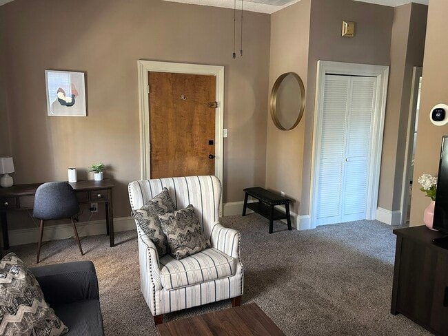 Photo - 350 Telfair St Unit D