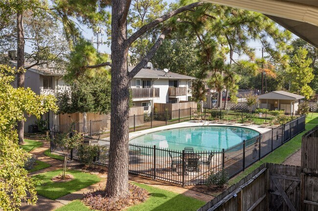 Photo - 909 Silber Rd Unidad 11