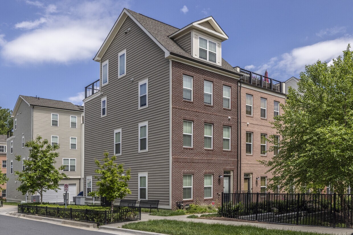 Photo - 2375 Wyeth St (Silver Spring, MD)