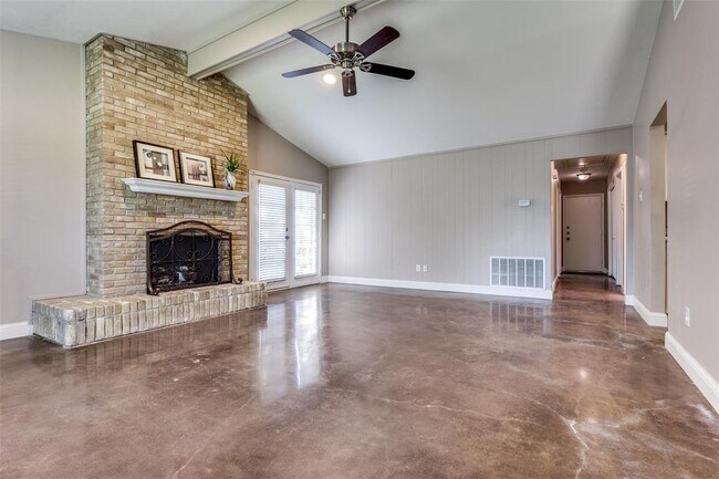 Photo - 10535 Sandpiper Ln