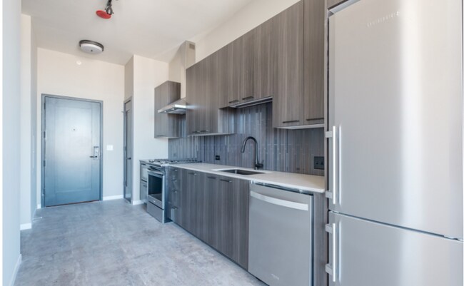 Photo - 937 W Washington Blvd Unit Duplicate of 13