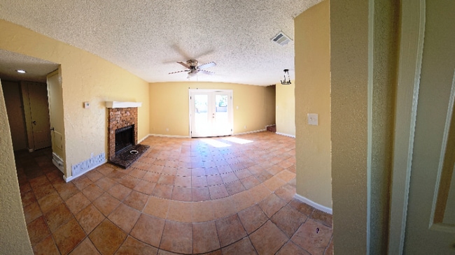 Photo - 3304 Centennial Rd