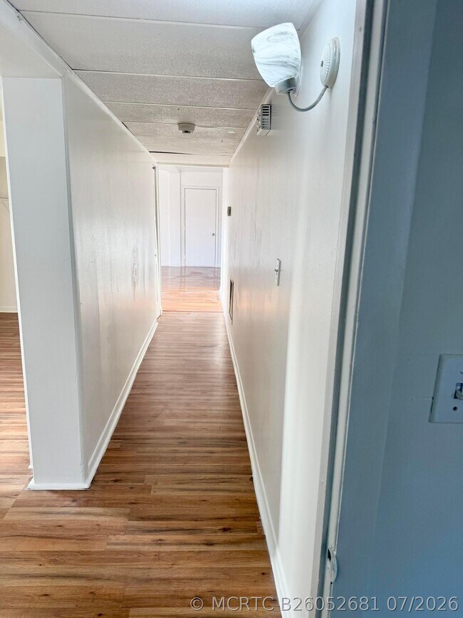 265 SW 11th Ave