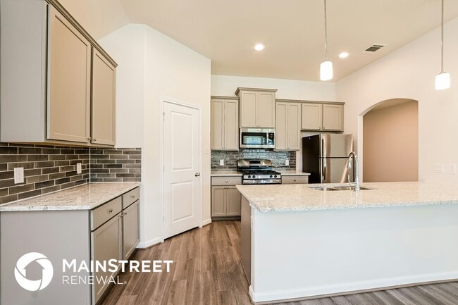 Photo - 17686 Cedar Crst Dr