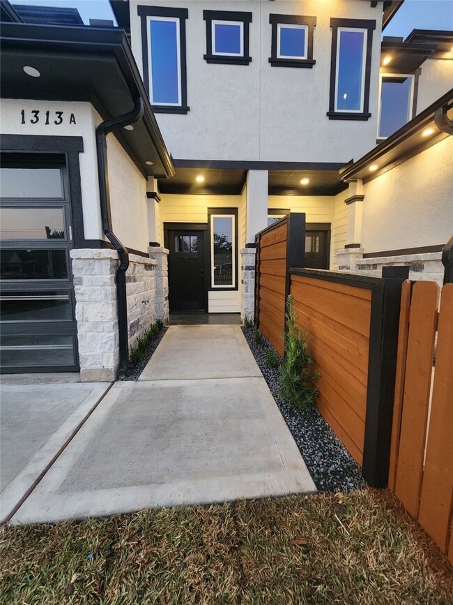 Photo - 1313 Gary Ave