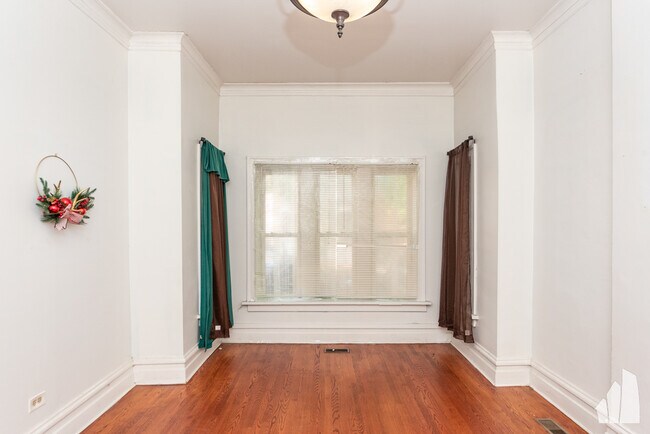 Photo - 1016 S Oakley Blvd Unit #1