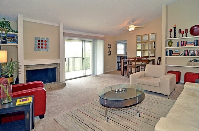 7630 Wood Hollow Dr Unit 135