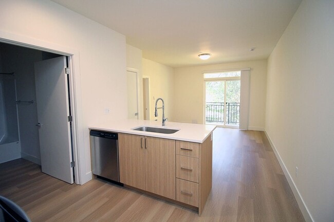 Building Photo - 8417 SW 24th Ave