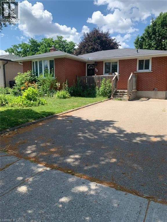 Photo - 58 Farrier Dr