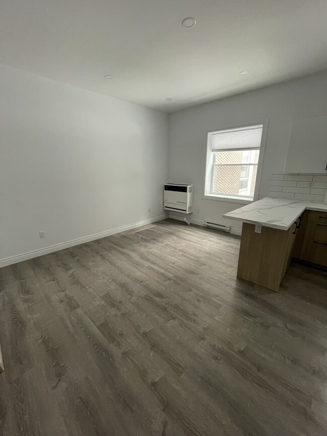 Photo - 110 Gloucester St Unit 16