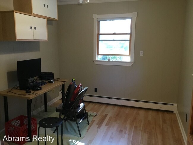 Photo - 3 br, 2.5 bath House - 4745 Hermitage Road