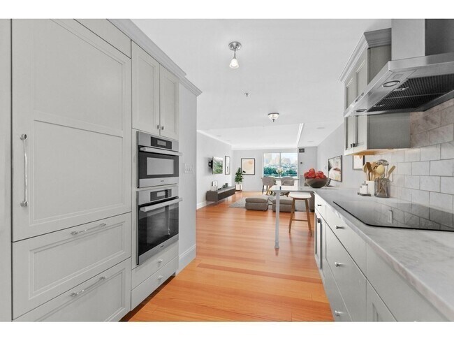 Photo - 75-83-83 Cambridge Pkwy Unit 301