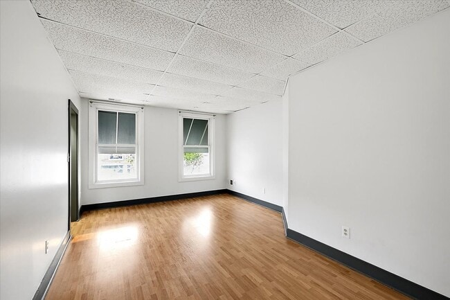 113 S Saginaw St Unit A