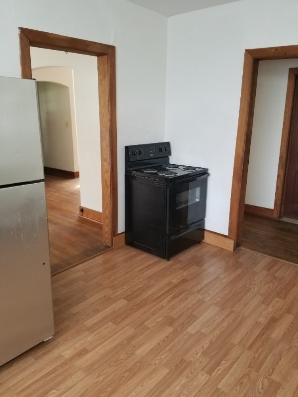 Photo - 300 Bowers St