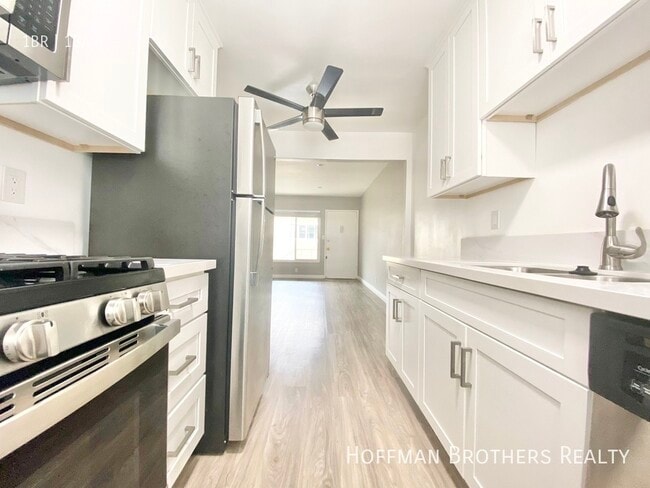 Photo - 3740 Westwood Blvd Unidad 7