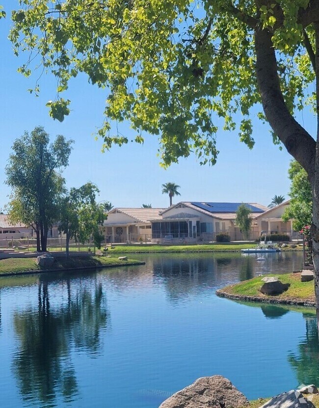 Building Photo - Ventana Lakes Waterfront - 2 bd2 ba - 1,32... Rental