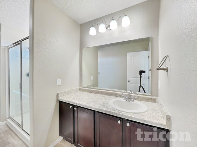 Photo - 5 Dos Hermanas Ct