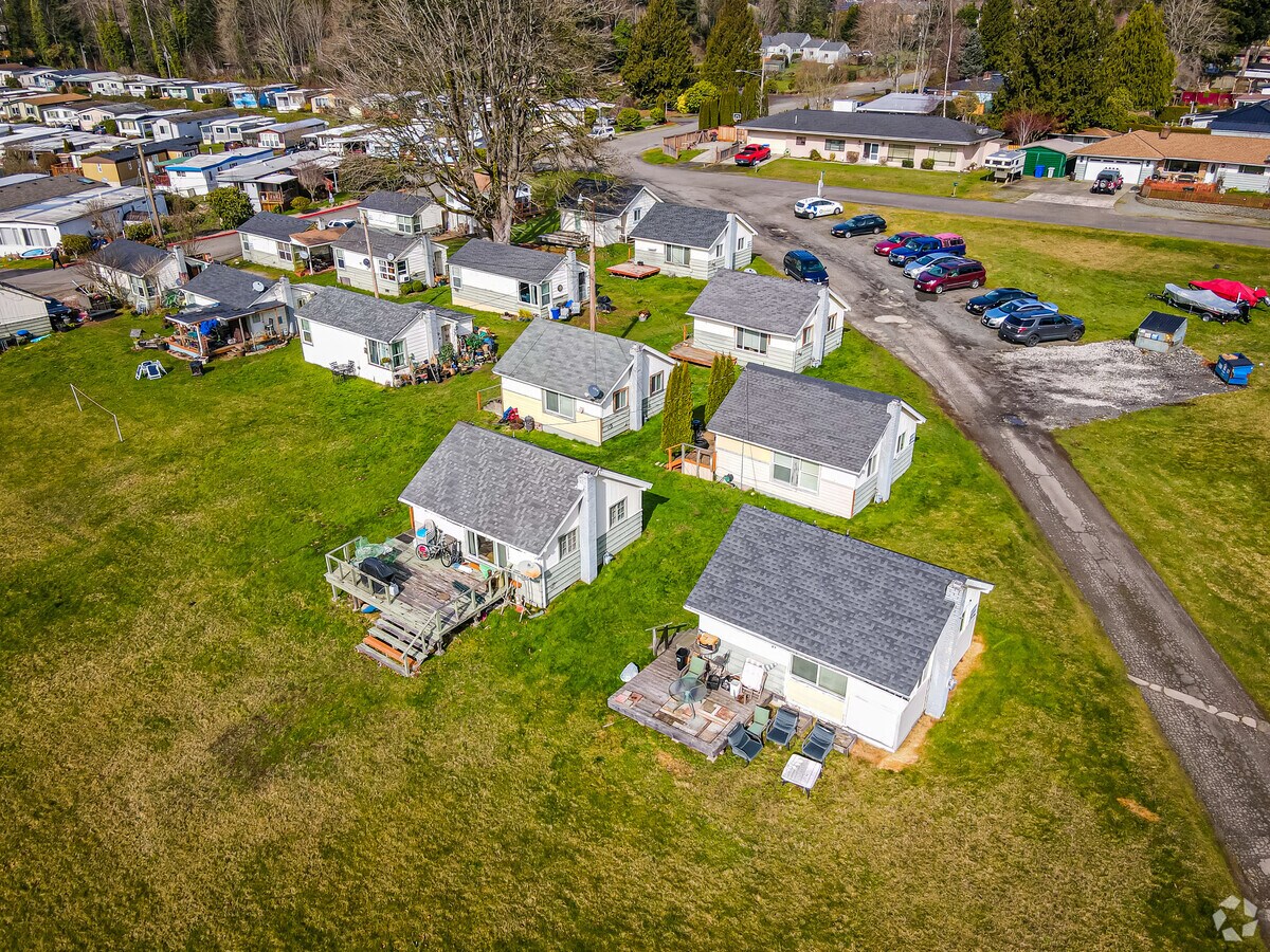Photo - Lake Meridian Cottages