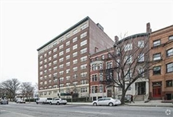 Building Photo - 534 Beacon St Unit 603 Rental