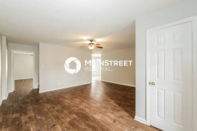 3 Bedroom Pet-Friendly Home in Memphis, TN with Main Street Renewal