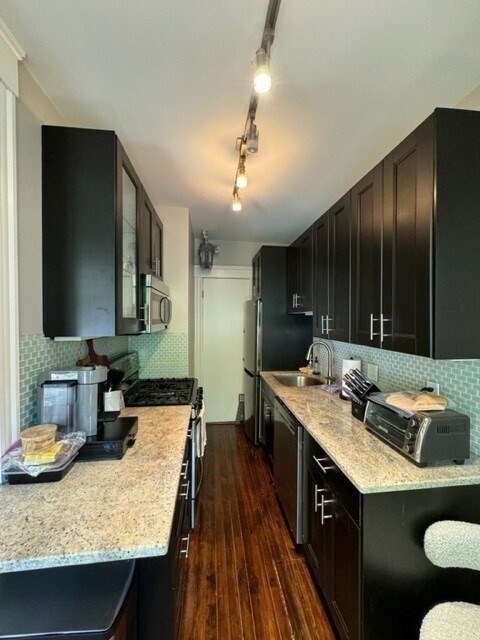 Photo - 64 Queensberry St Unit 201
