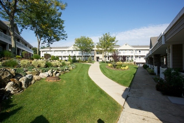 Fairfield Lakeside At Moriches