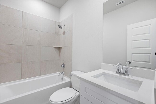 Photo - 1122 Elsinore Dr