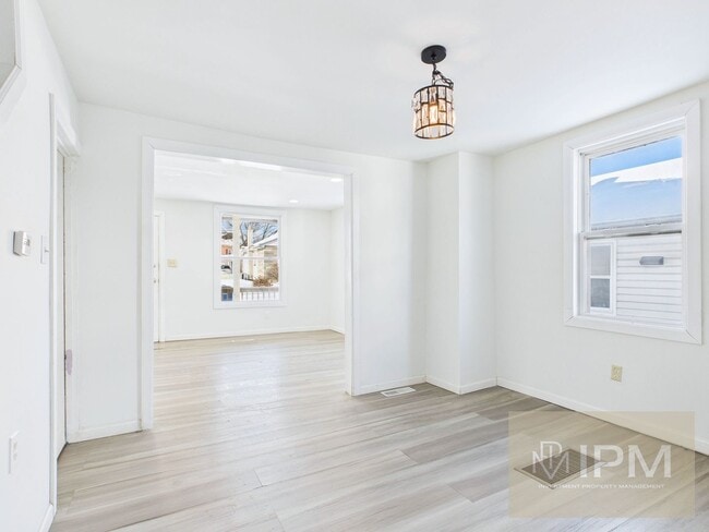 Building Photo - Charming 3 Bed, 1.5 Bath in Steelton, Pa!