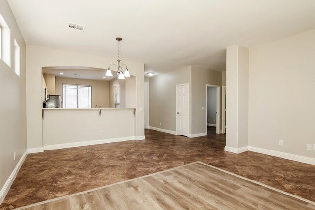 Photo - 2122 S Edgewater