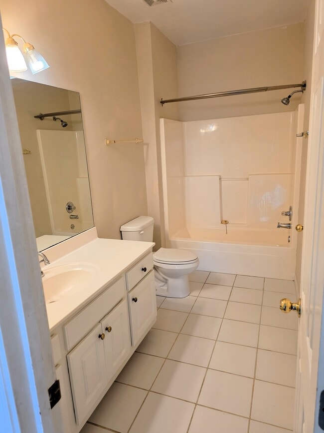 Photo - 1012 McAllister Dr