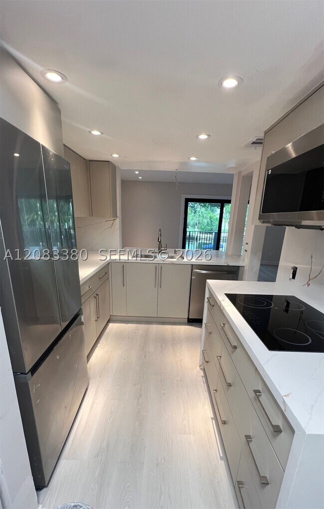 Photo - 6855 Edgewater Dr Unit 1CS