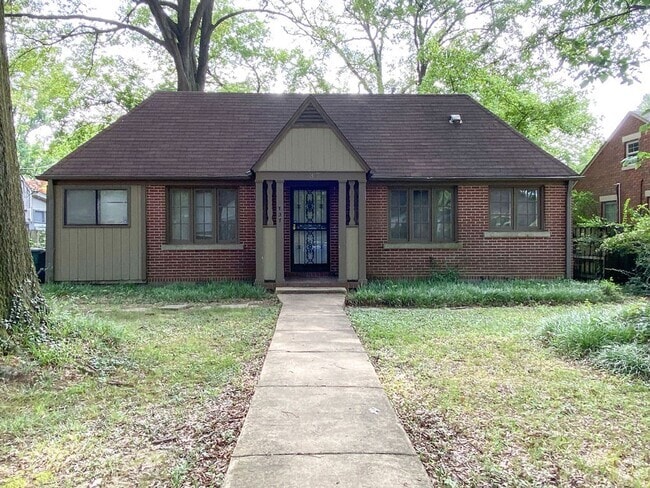 Building Photo - 3 bed, 1 bath by the University of Memphis Rental