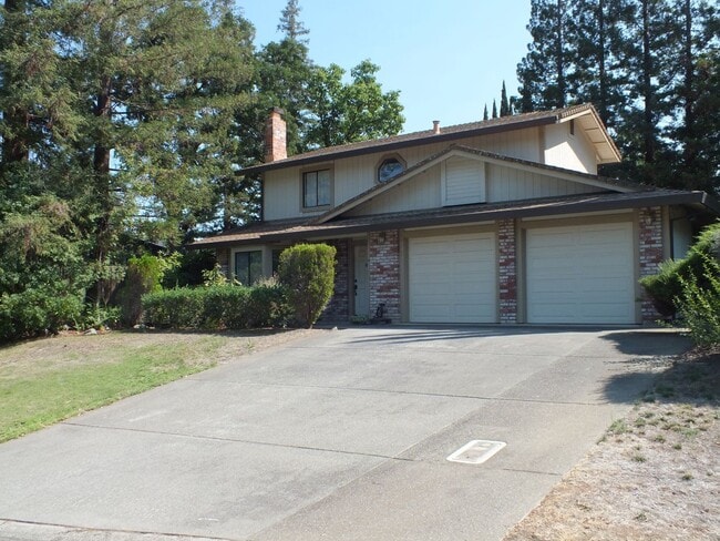 Building Photo - Folsom Willow Creek 3/2.5 $2795 Rental