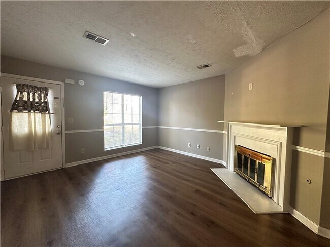 Photo - 6630 Witherington Ct NW