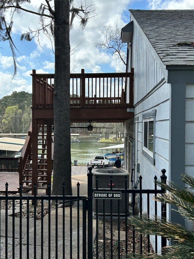 Photo - 30 Harbour Ln