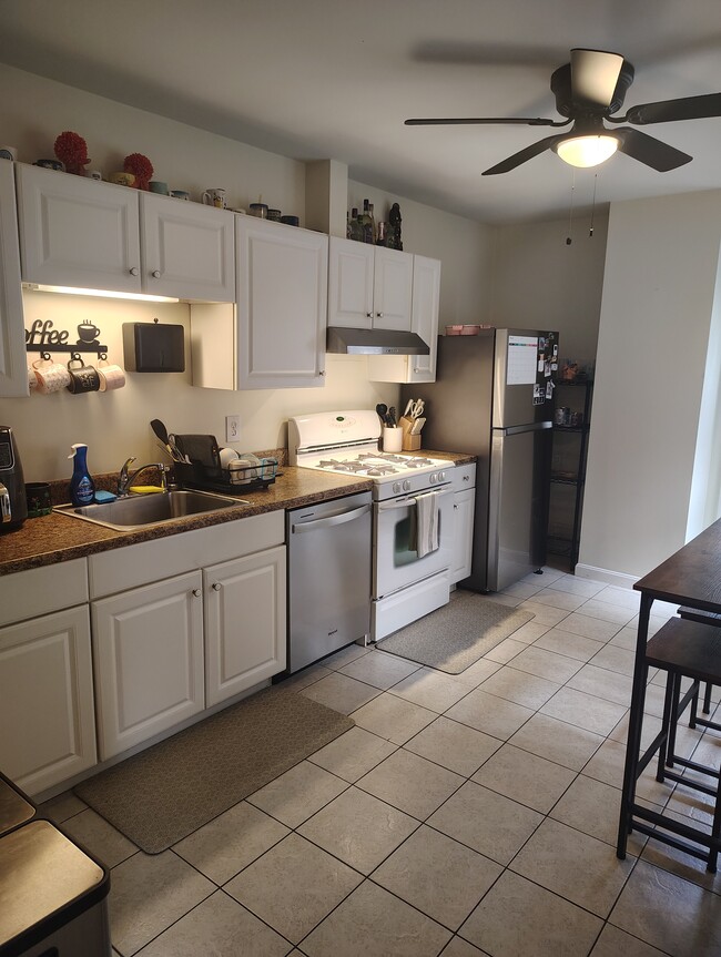 Photo - 26 Clarendon St Unit 1R