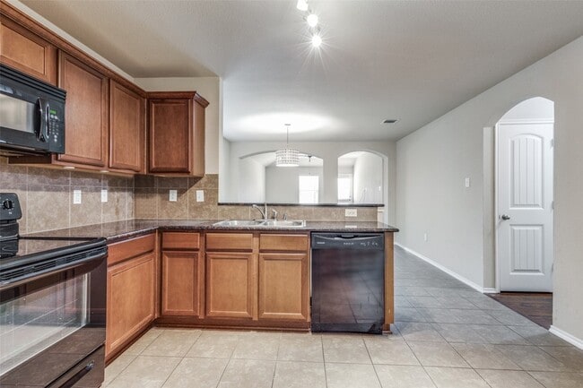 1101 Rainer Dr