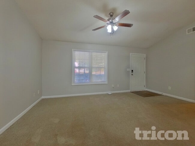 Photo - 604 Southern Trace Crossing