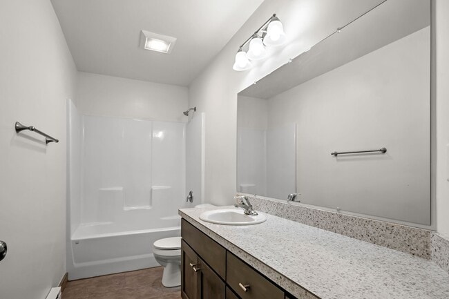 Photo - Pet-Friendly 3 Bed, 1.5 Bath Apartment with Washer/Dryer + Parking Unit 841 - 2