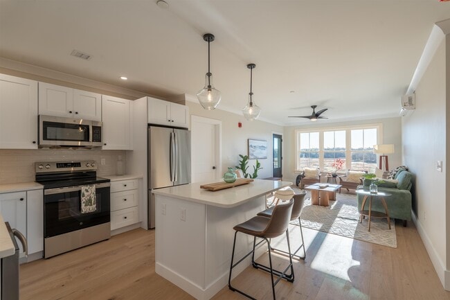 Photo - 815 Lafayette Rd Unit 101