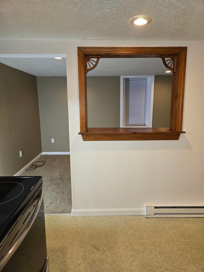 Building Photo - 63 10th St Unit 1