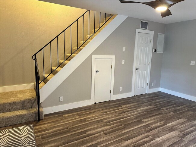 Photo - 620 NE 28th St Unidad 207