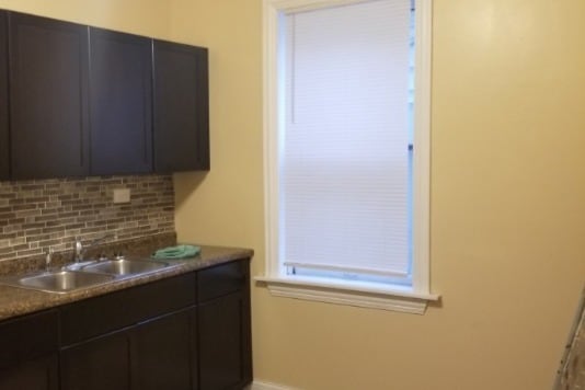 Photo - 638 E 92nd St Unit 1